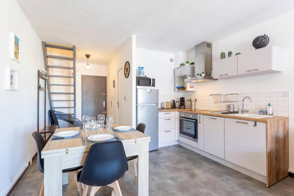לה-גרו-דו-רואה Chez Audrey - Agreable Appartement Duplex Climatise Et Convivial מראה חיצוני תמונה